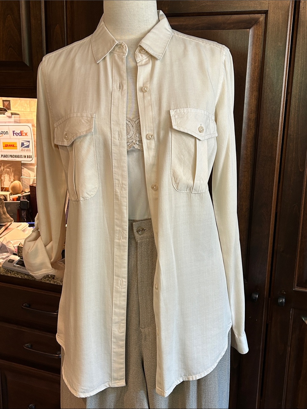VICI Sz S Cream Button-Up Shirt Blouse Convertible Sleeve